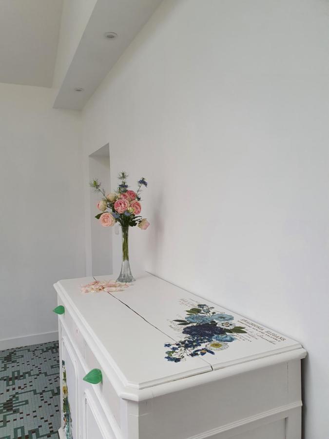 Gite De La Maison Du L.A.C Simard エクステリア 写真